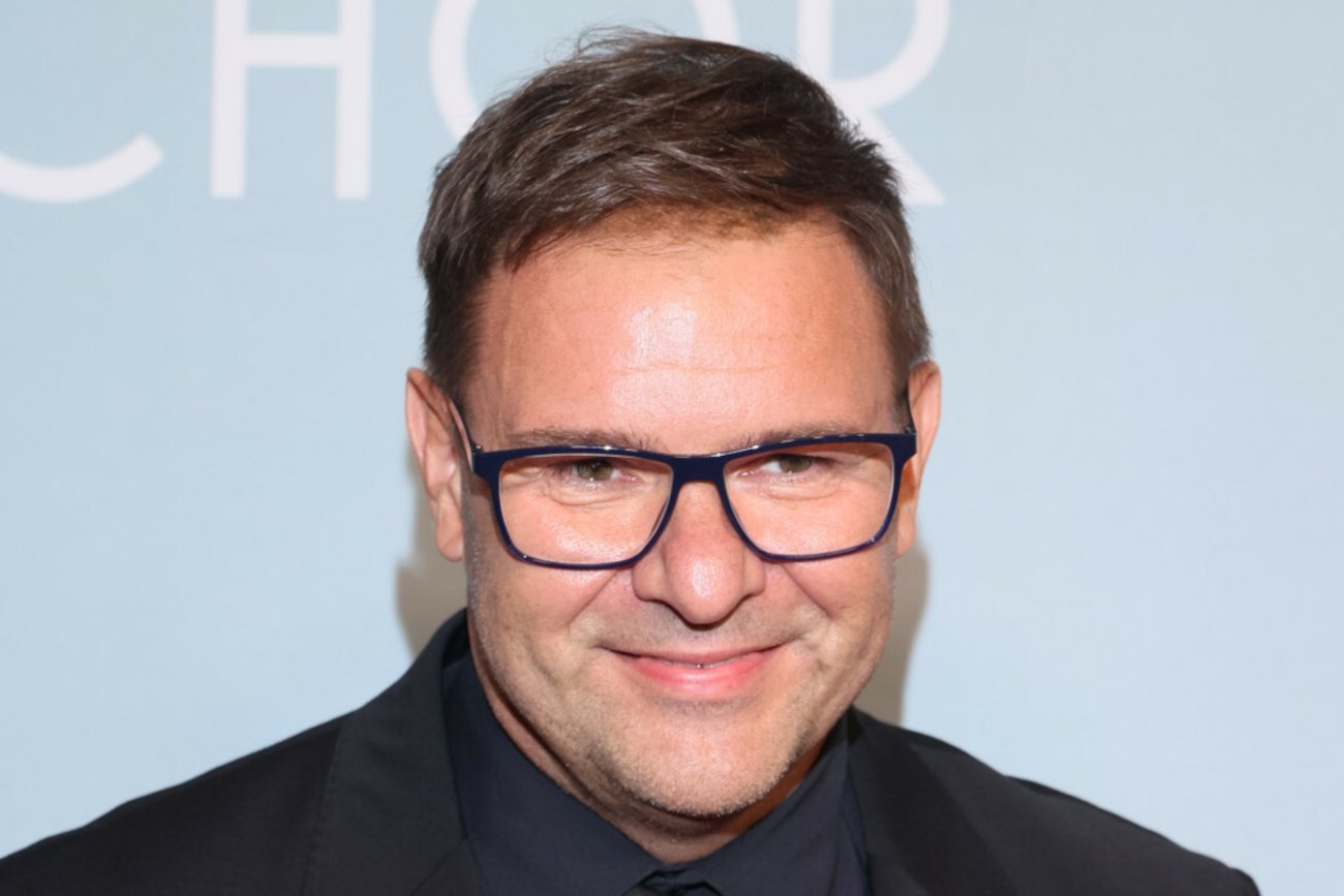 Tomasz Karolak popiera Michała Połuboczka z Konfederacji.