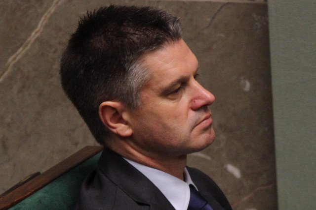 Wiceminister finansów Jacek Kapica miał usłyszeć zarzuty. Po interwencji Prokuratury Generalnej zarzuty wycofano