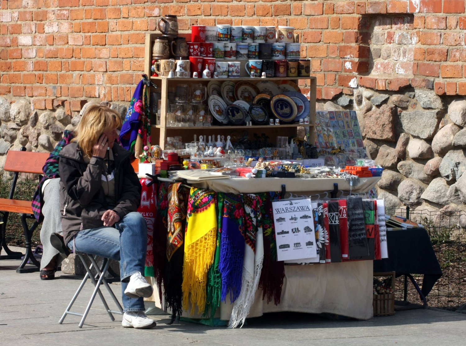 Co turyści najczęściej przywożą z Warszawy?