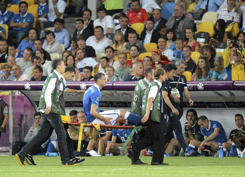 Kontuzjowany Thiago Motta opuszcza boisko