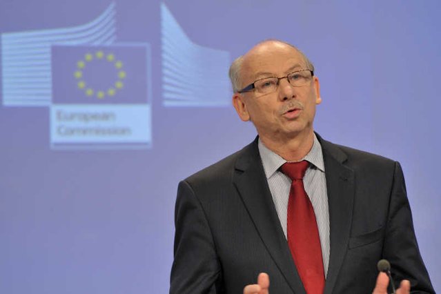 Janusz Lewandowski, komisarz ds. programowania finansowego i budżetu.