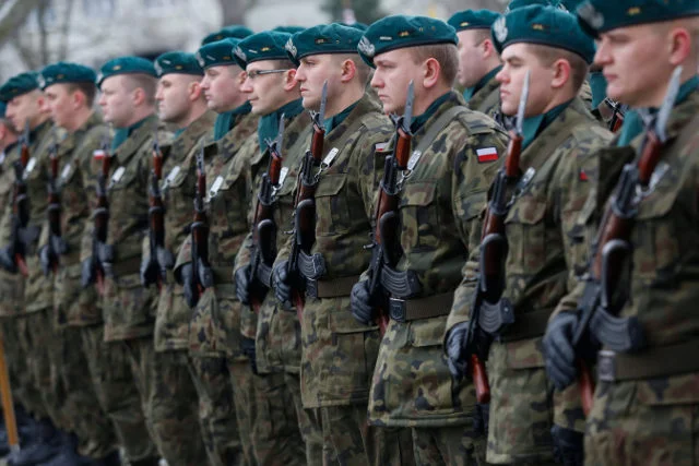 Gen. Lech Majewski przyznał, że "nasza część Europy przestała być oazą spokoju"