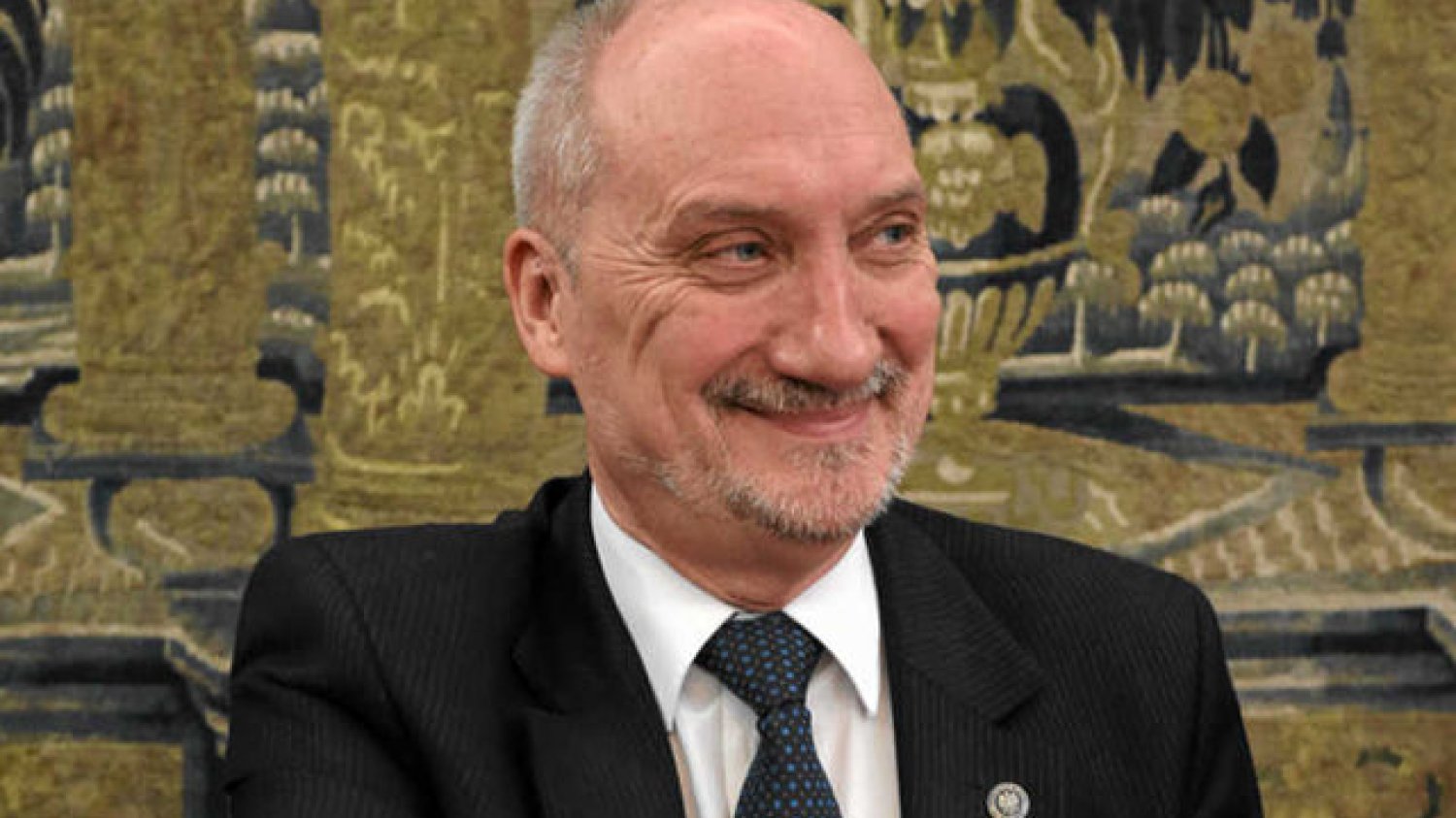 Antoni Macierewicz zapowiada, że badanie przyczyn katastrofy smoleńskiej potrwa jeszcze przynajmniej rok. Ale prawda nas wyzwoli.