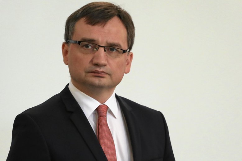 Do biura poselskiego ministra sprawiedliwości przyniesiono... trumnę.