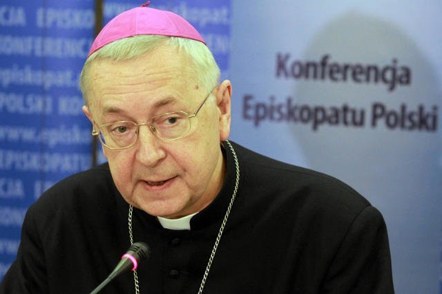 Przewodniczący KEP abp Stanisław Gądecki spotkał się z ofiarami księży-pedofilów. Ale nie ze wszystkimi, którzy chcieli z nim rozmawiać.