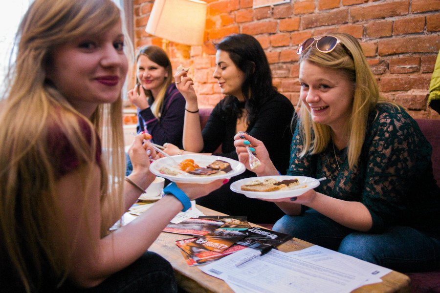 Przyjaźń w dorosłym życiu jest trudna, ale nie niemożliwa