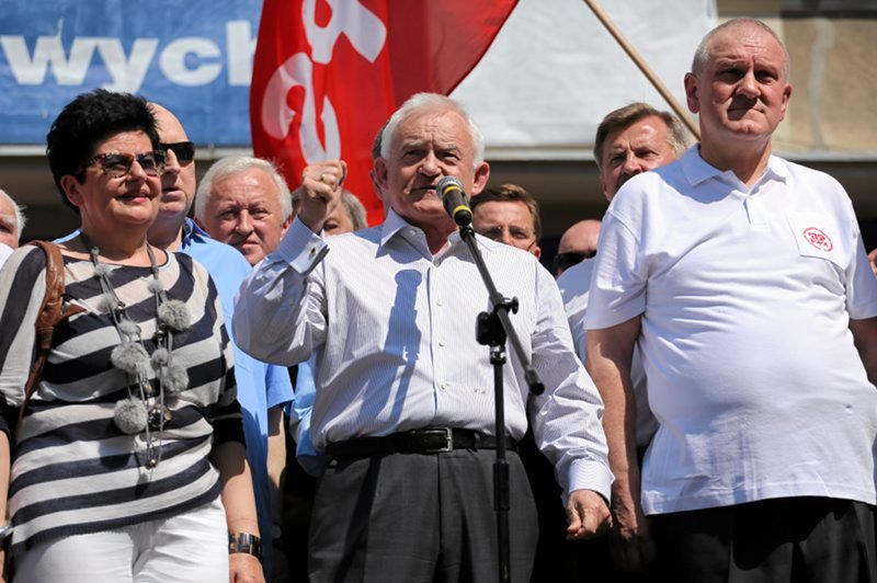 Polacy chcą świętować 1 maja. Nie wiedzą, kiedy obchodzimy Dzień Flagi Rzeczpospolitej Polskiej.