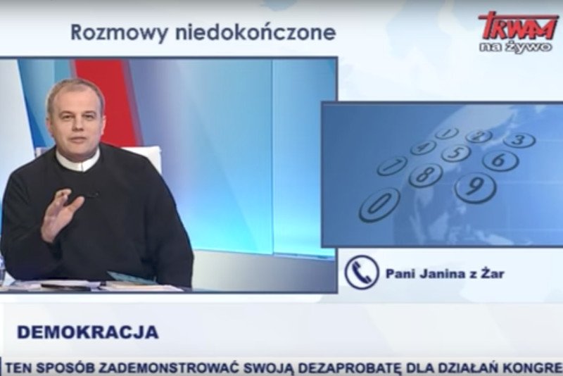 Tu prowadzący i gość zawsze się ze sobą zgadzają. "Rozmowy niedokończone" – sztandarowa audycja mediów o. Rydzyka. Na zdjęciu o. Grzegorz Moj.