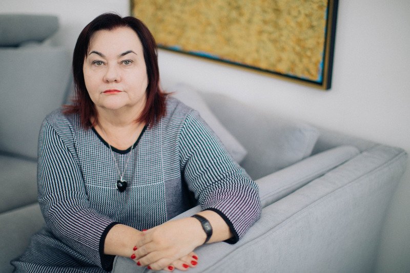 Prof. dr hab. Karina Jahnz-Różyk, kierownik Kliniki Chorób Wewnętrznych, Pneumonologii, Alergologii i Immunologii Klinicznej Wojskowego Instytutu Medycznego CSK MON w Warszawie , konsultant krajowy w dziedzinie alergologii.
