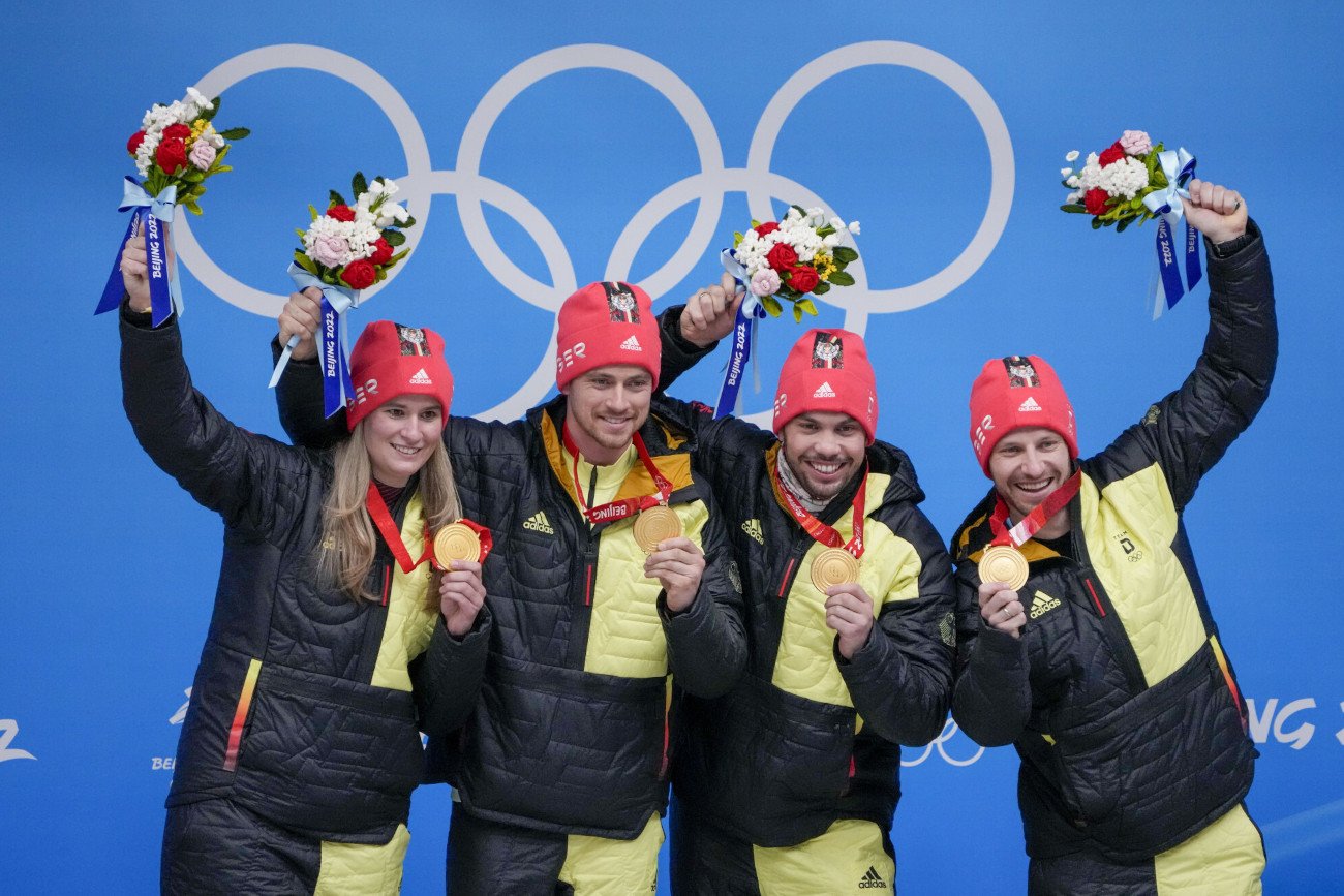 Niemiecka sztafeta w saneczkarstwie ze złotem. Dla naszych zachodnich sąsiadów to szósty tytuł na ZIO w Pekinie.