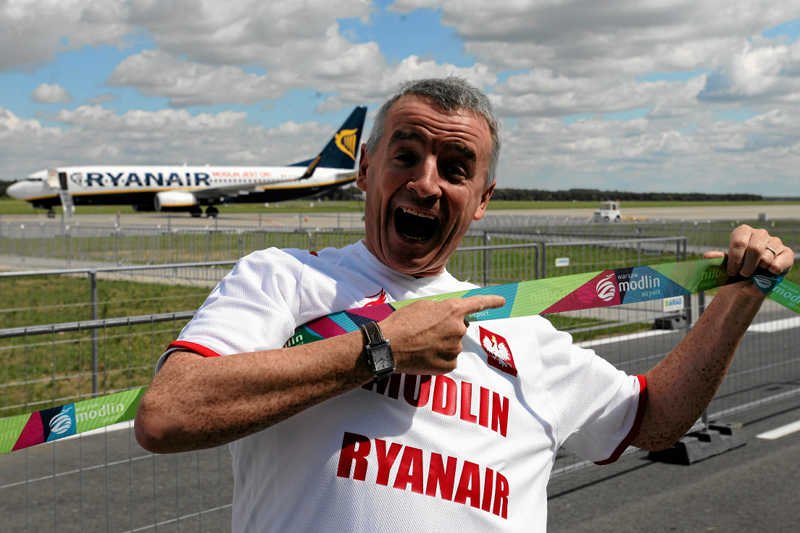 Michael O'Leary, szef tanich linii Ryanair podczas otwarcia nowego lotniska w Modlinie.