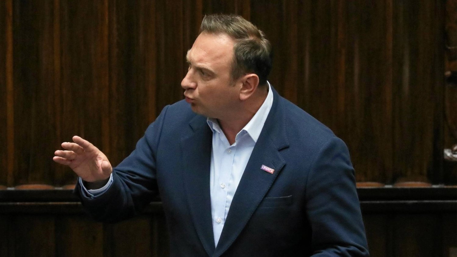 Alkohol w Sejmie. Tomasz Trela z Lewicy ujawnił co się dzieje.