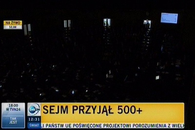 Sejm przegłosował ustawę 500 plus.