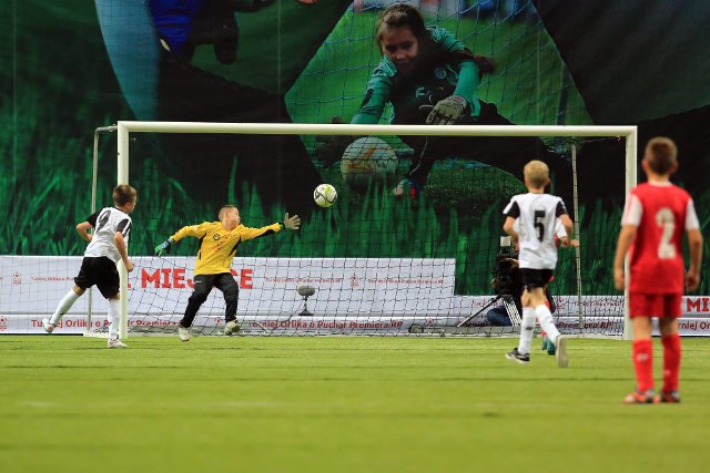 Kto będzie pracował z młodzieżą, gdy fundacja przestała płacić animatorom?