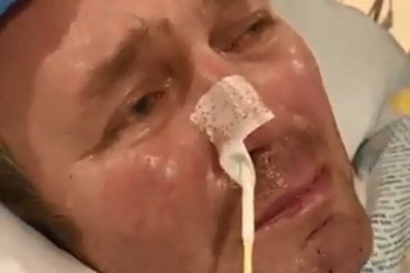 Polak w śpiączce, którego los poruszył mieszkańców naszego kraju, zmarł w szpitalu w Plymouth. Jego śmierć wywołała histerię na prawicy.