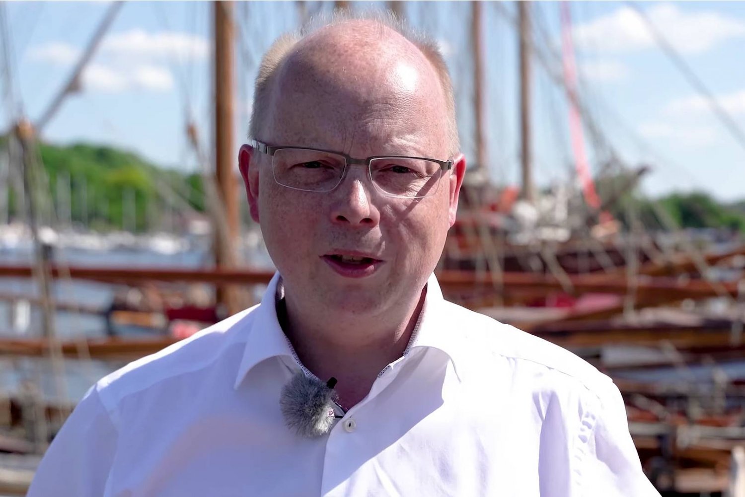 Wyniki wyborów parlamentarnych w Niemczech wciąż zaskakują. Stefan Seidler z partii SSW będzie pierwszym od prawie 70 lat posłem mniejszości duńskiej w Bundestagu.