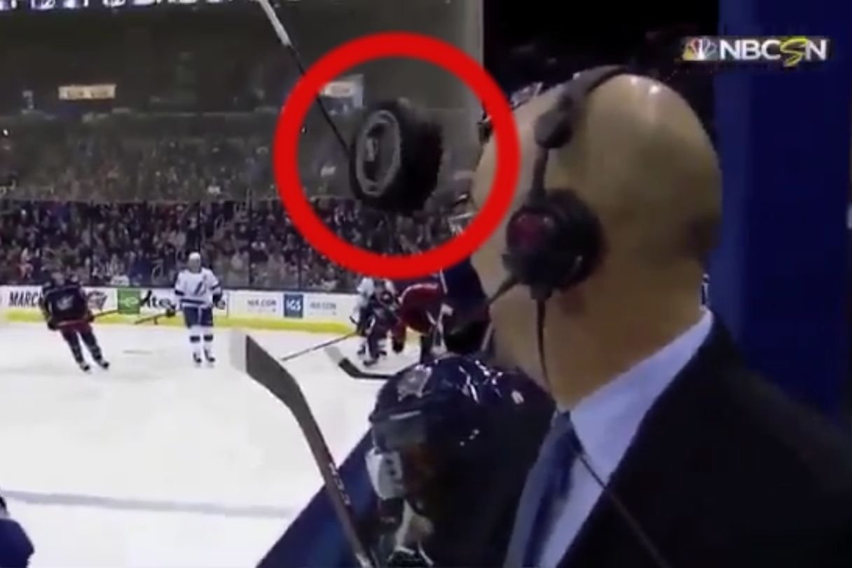 Filmik z meczu hokejowego mrozi krew w żyłach