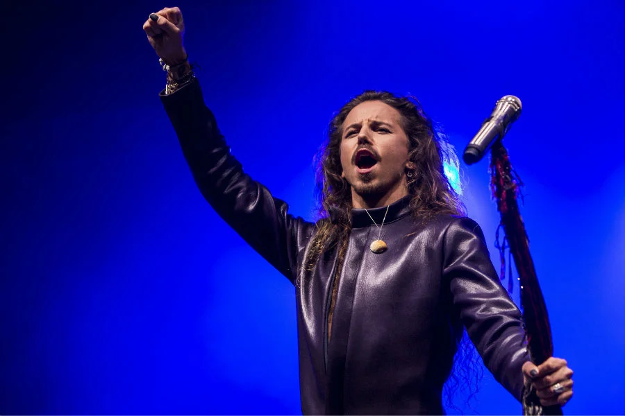 Michał Szpak był gwiazdą festiwalu w Sopocie. Fani byli zachwyceni jego wykonaniem hitów Niemena i Maanamu.