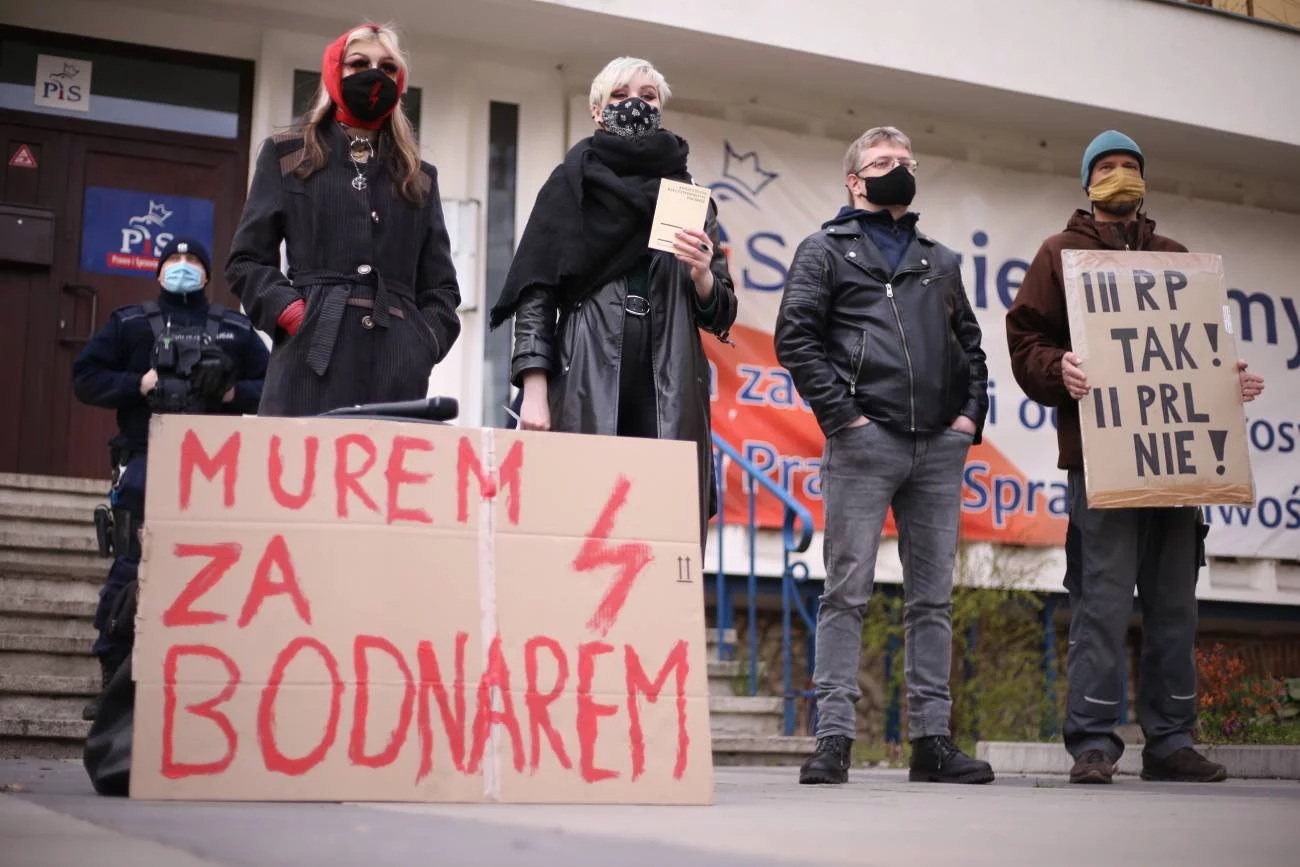 Manifestacja "Murem za Bodnarem"
