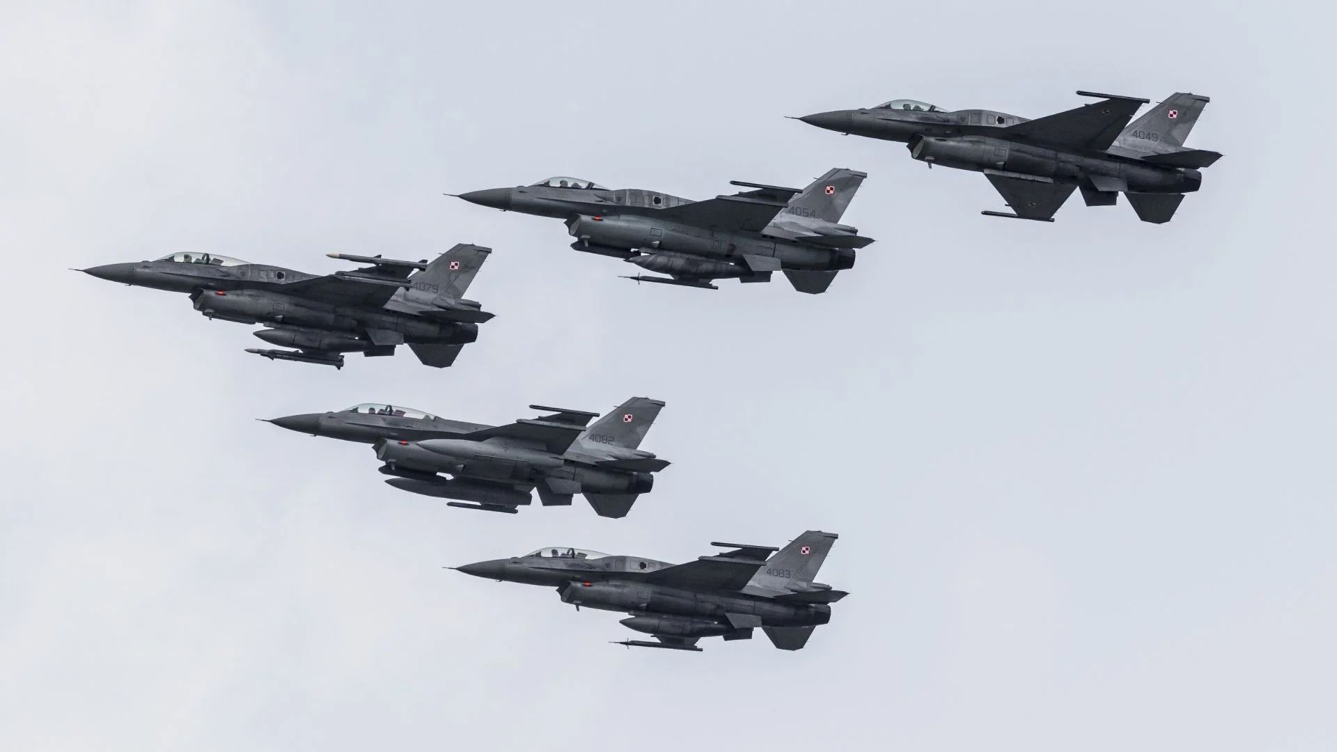 How many F-16 pilots does Poland truly have? The Ministry of Defence cuts off speculation with 1 post