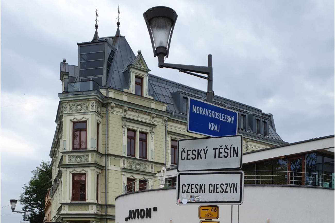 Wjazd do czeskiego Cieszyna na Moście Przyjaźni