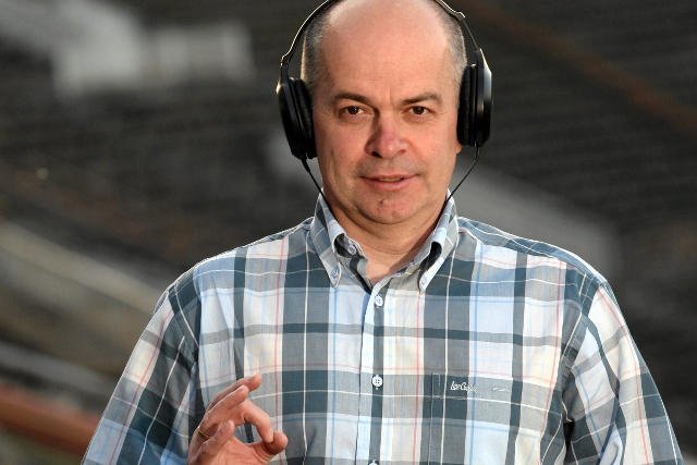 Tomasz Zimoch nie oszczędza PiS, broni sędziów i prawników.