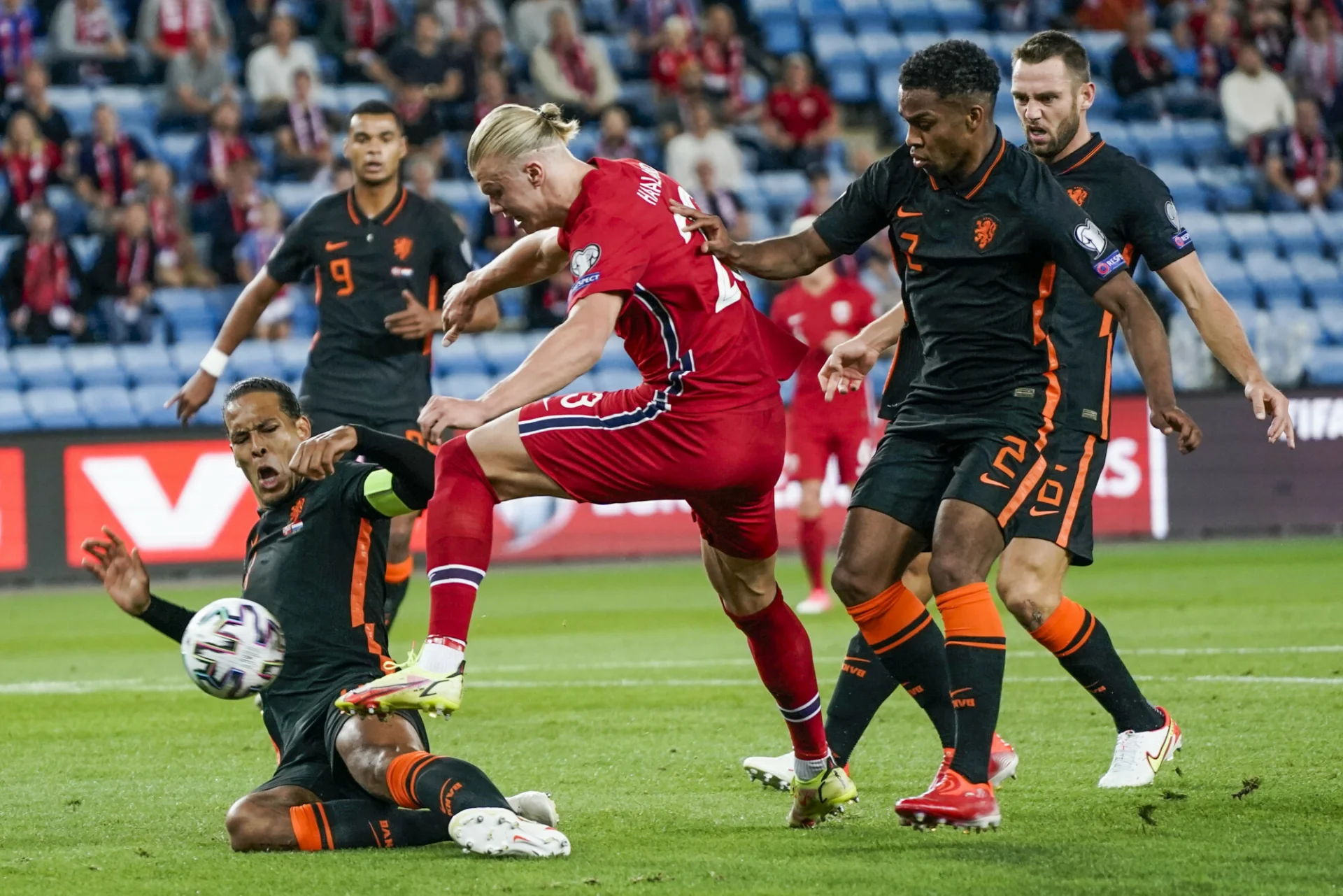 Erling Haaland właśnie grał defensywę Oranje i strzelił gola na 1:0