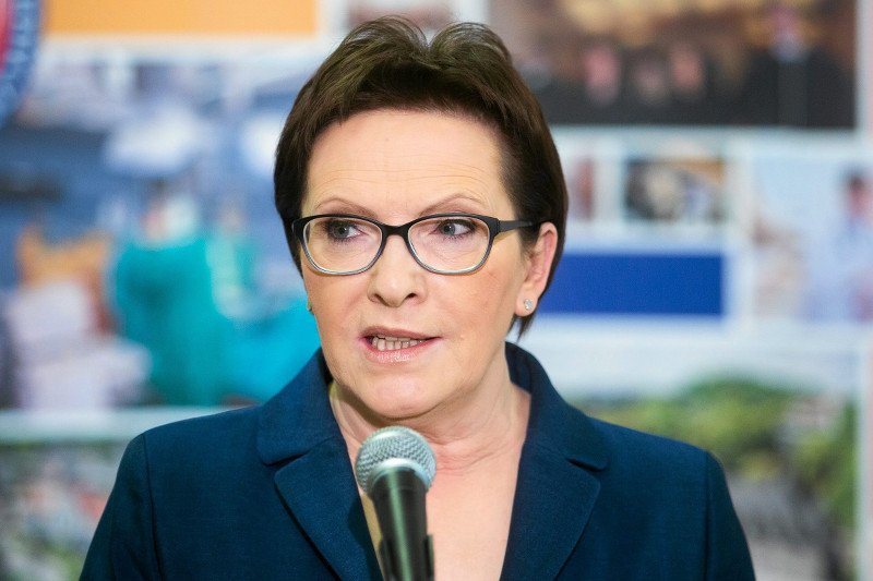 Rząd niemal na pewno obniży podstawową stawkę VAT