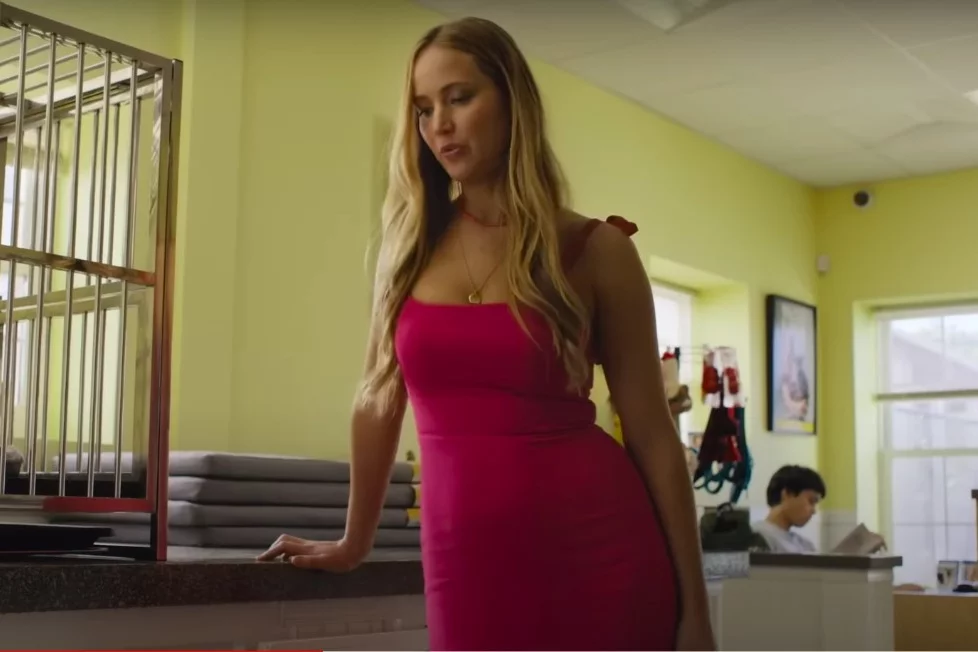 bez urazy no hard feelings jennifer lopez film recenzja american pie bez urazy no hard feelings jennifer lopez film recenzja american pie