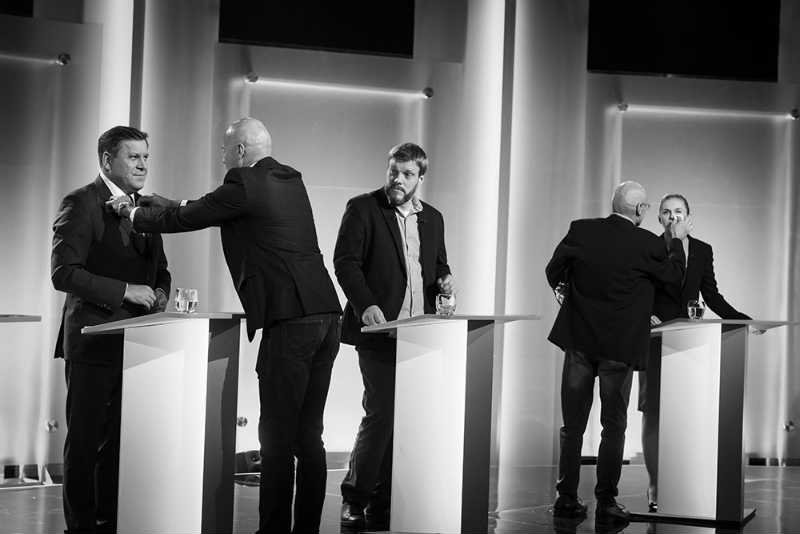 Adrian Zandberg z Partii Razem kolejny dzień "wygrywa internety".