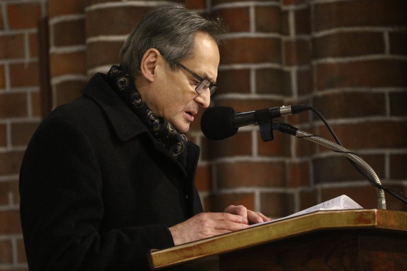 Jerzy Zelnik twierdzi, że romans z Haliną Łabonarską to wymysły.