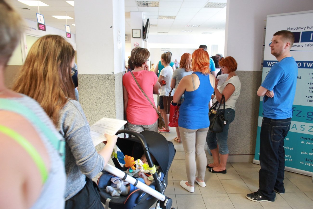 Utrudnienia dla Polaków przed wakacjami. Doszło do dużej awarii komputerowej