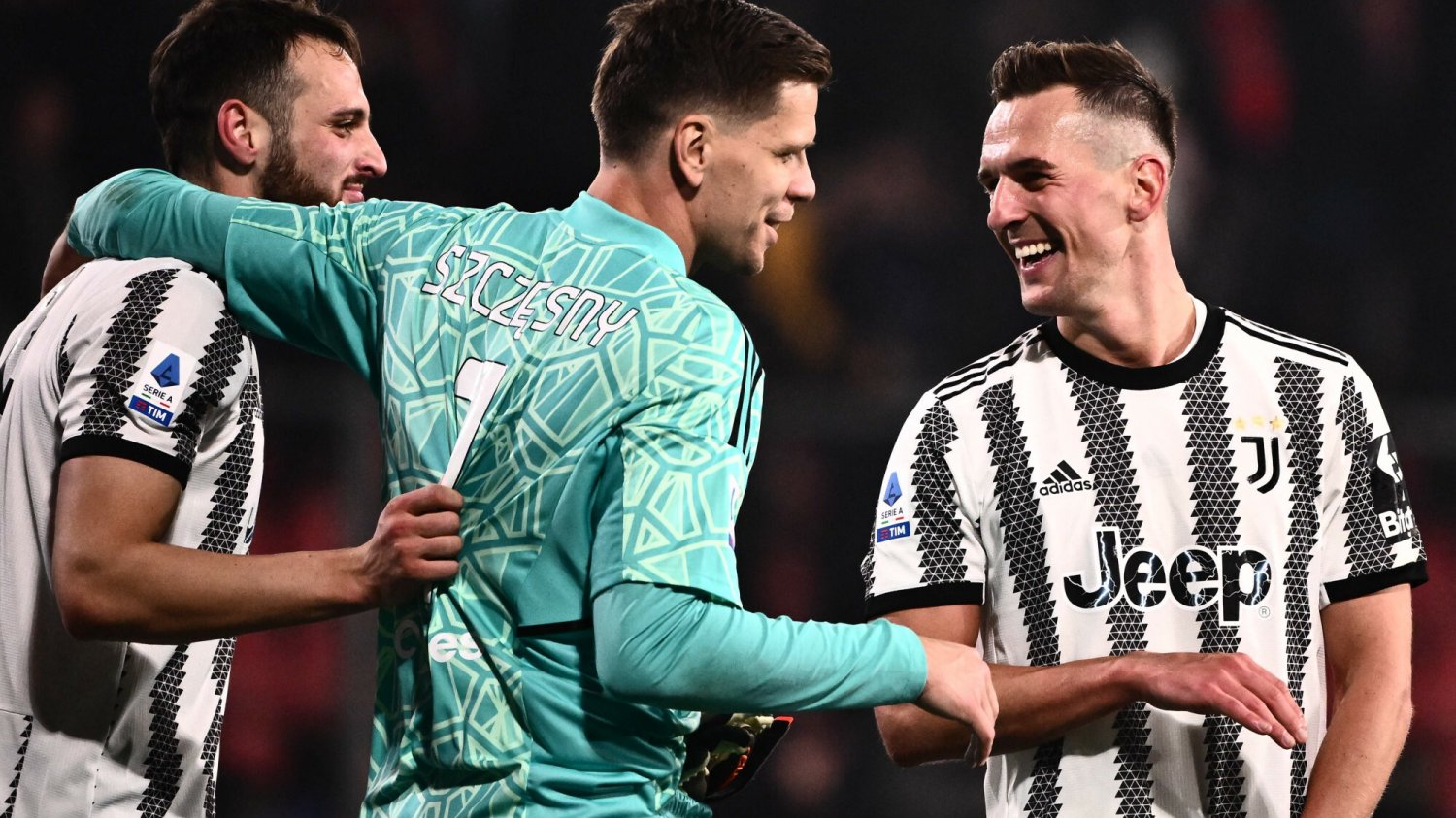 Szczęsny wrócił do gry i nie zachwycił. Bohater Milik, strzelił piękną bramkę z wolnego