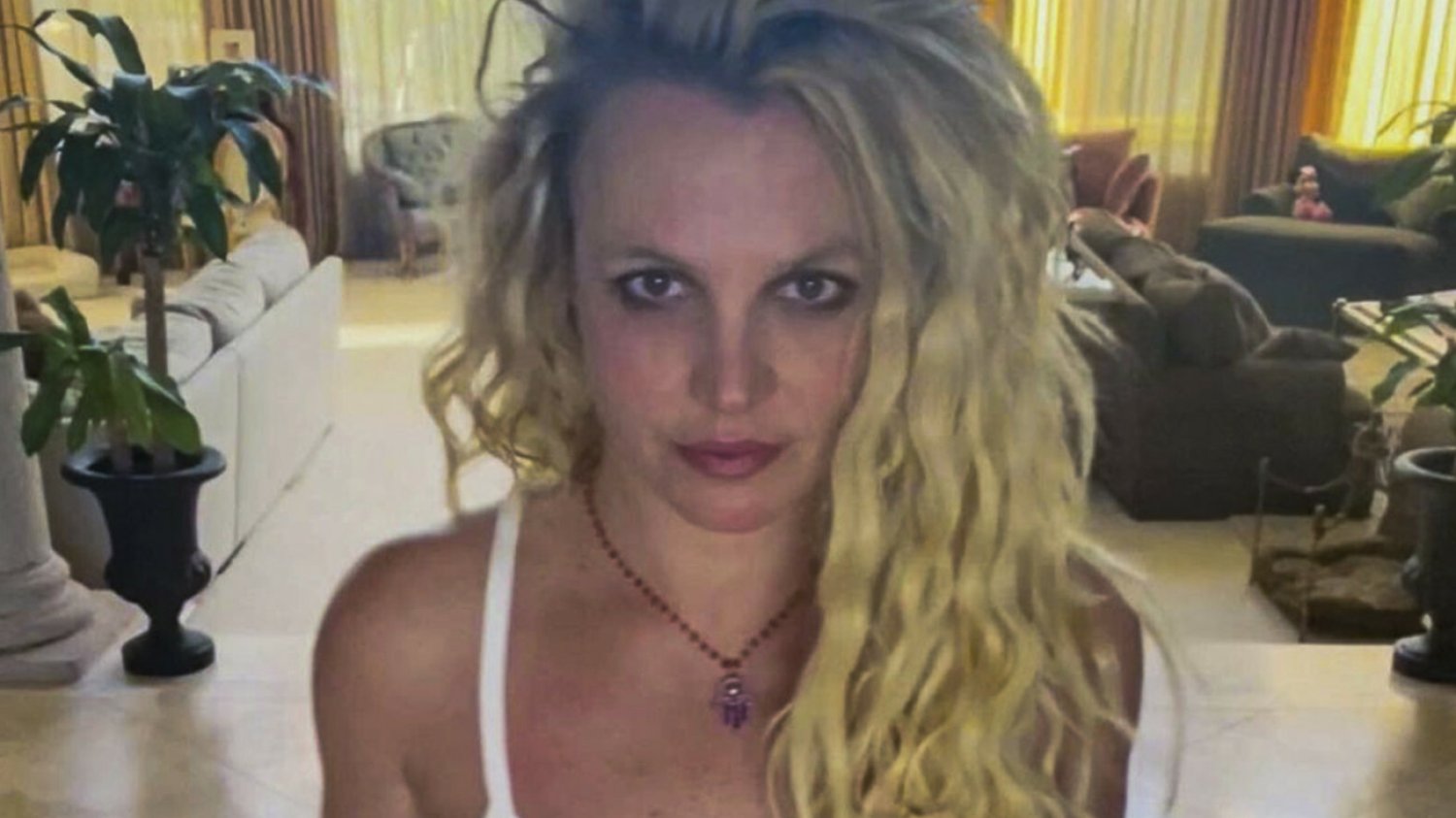 Britney Spears awanturowała się w restauracji? Tak skończyła się jej randka z mężem.