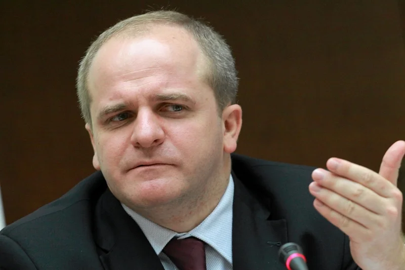 Paweł Kowal stoi na czele misji obserwatorów Parlamentu Europejskiego, która nadzoruje przebieg wyborów parlamentarnych na Ukrainie.