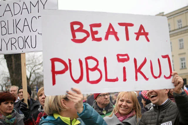 Krajowa Rada Sądownictwa nie ma wątpliwości, że premier musi publikować wyroki TK.