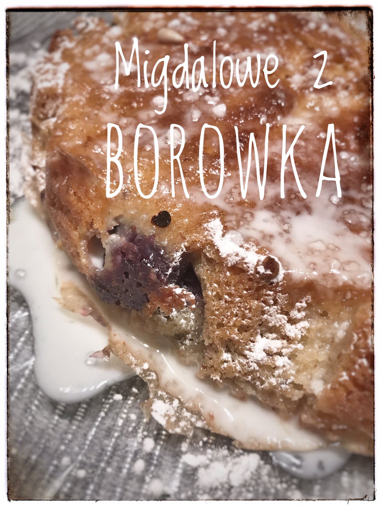 Migdałowe z borówką