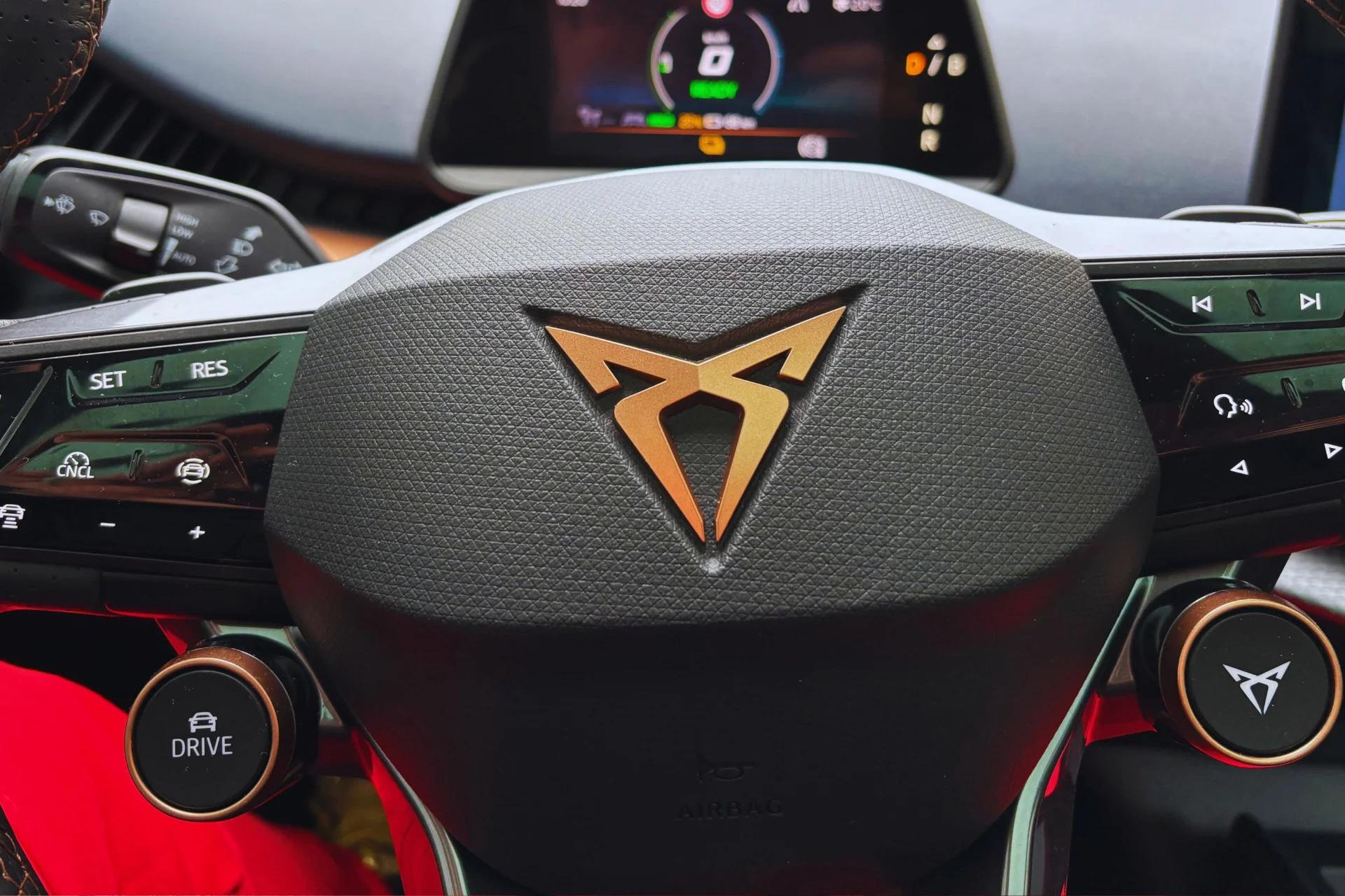 Cupra Tavascan VZ Cupra Tavascan VZ