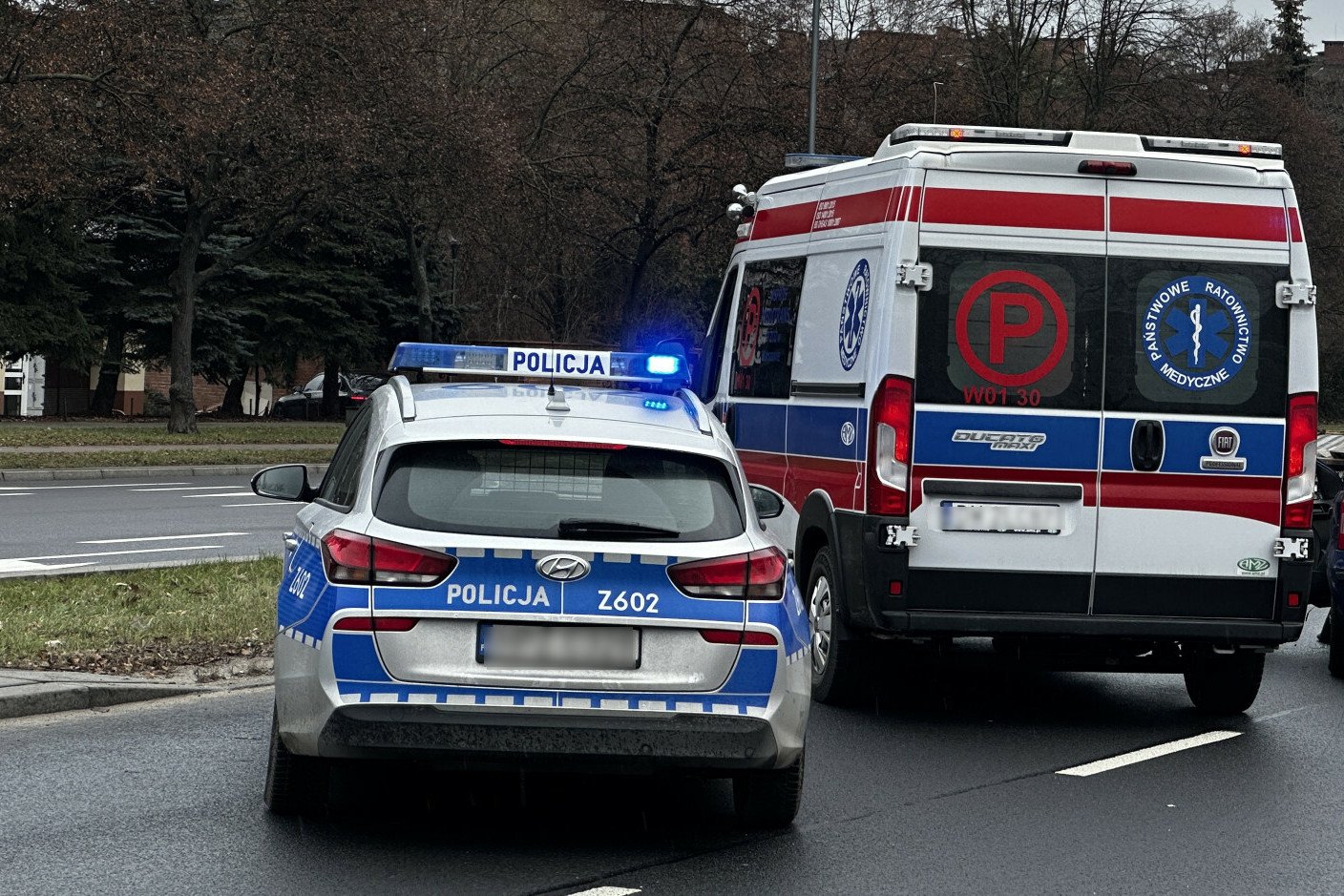 Warszawa. Kobieta wpadła pod śmieciarkę na Ursusie. (Zdjęcie ilustracyjne)