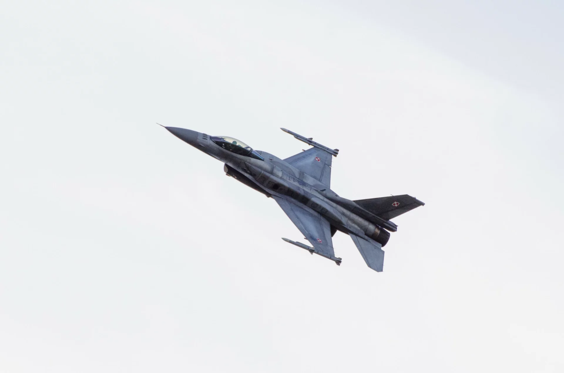 Rumuńskie F-16 przechwyciły rosyjskie myśliwce.