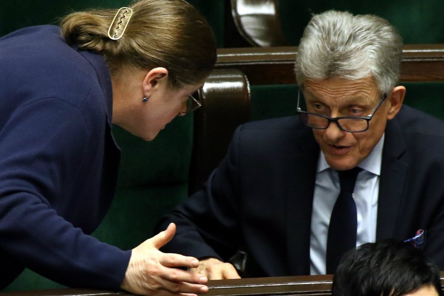 PiS ma wycofać kandydaturę Roberta Jastrzębskiego do TK. Wcześniej wycofano już kandydaturę Elżbiety Chojny Duch.