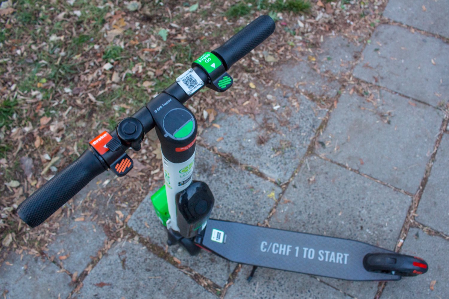 Hulajnogi Lime najpierw pojawiły się we Wrocławiu, a potem w Warszawie