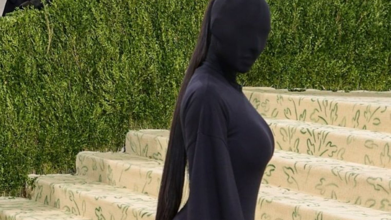 Kim Kardashian na gali MET 2021 zaskoczyła wszystkich swoją stylizacją