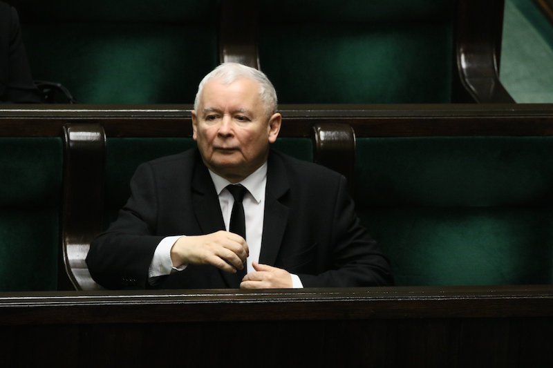 Jarosław Kaczyński żąda od Ryszarda Petru usunięcia wpisu z Twittera.