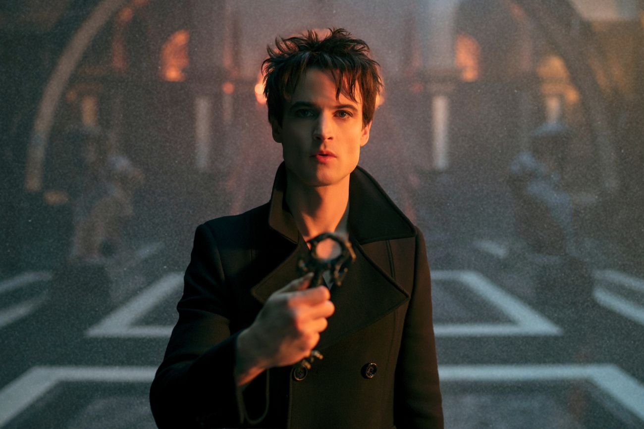 Tom Sturridge w "Sandman"