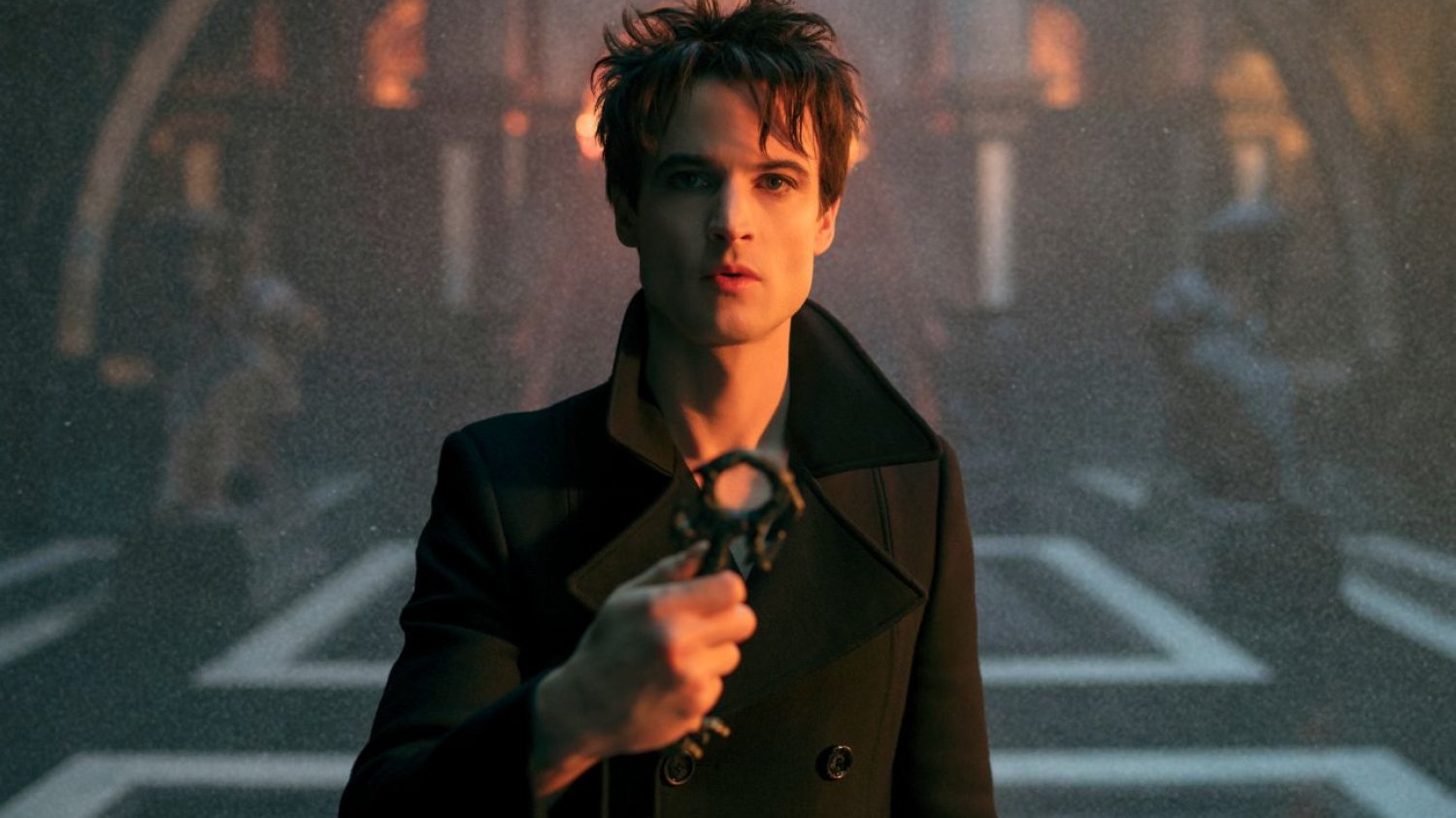Tom Sturridge w "Sandman"
