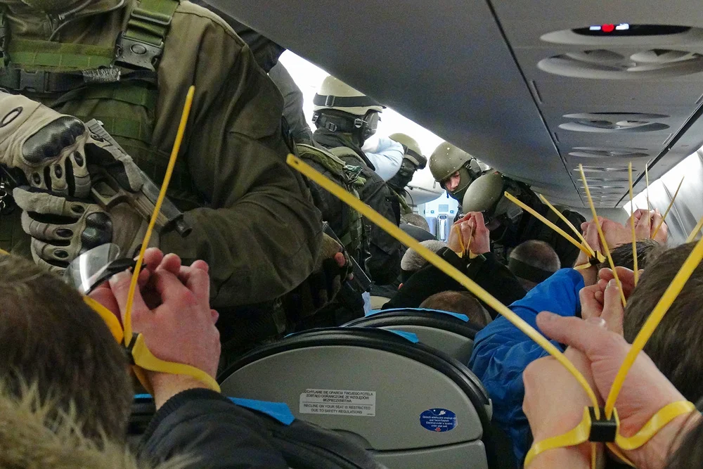 Tak wyglądają ćwiczenia Sky Marshals.