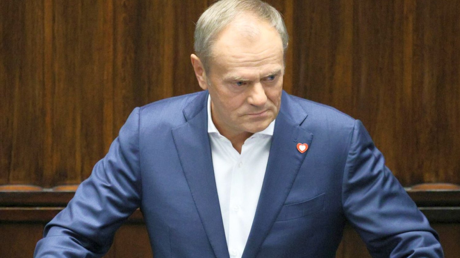 Tusk zagotował prawą stronę sejmowej sali. Posłowie PiS opuścili obrady