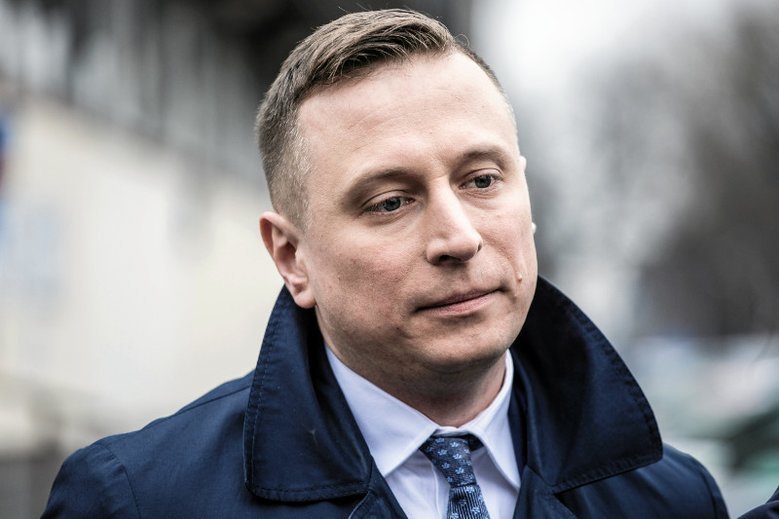 Krzysztof Brejza przypomniał obietnice PiS z 2011 r. Dotyczyły podwyżek dla nauczycieli.