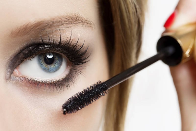 Tusz do rzęs jest w kosmetyczce niemal każdej kobiety. I każda z nas ma wobec niego nieco inne oczekiwania
